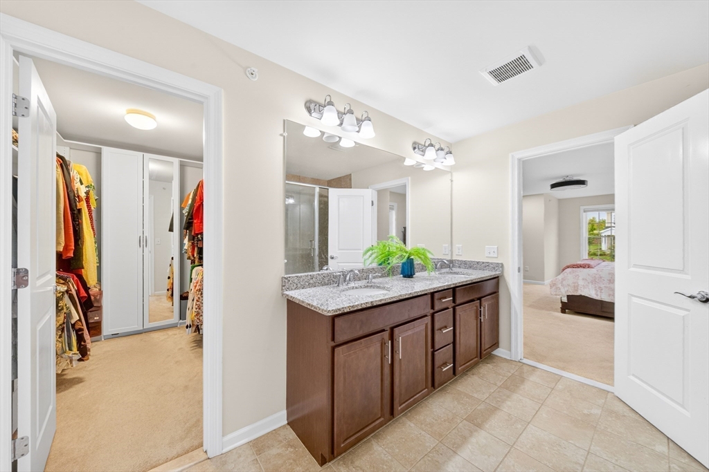 24 Cherry Ln # 24