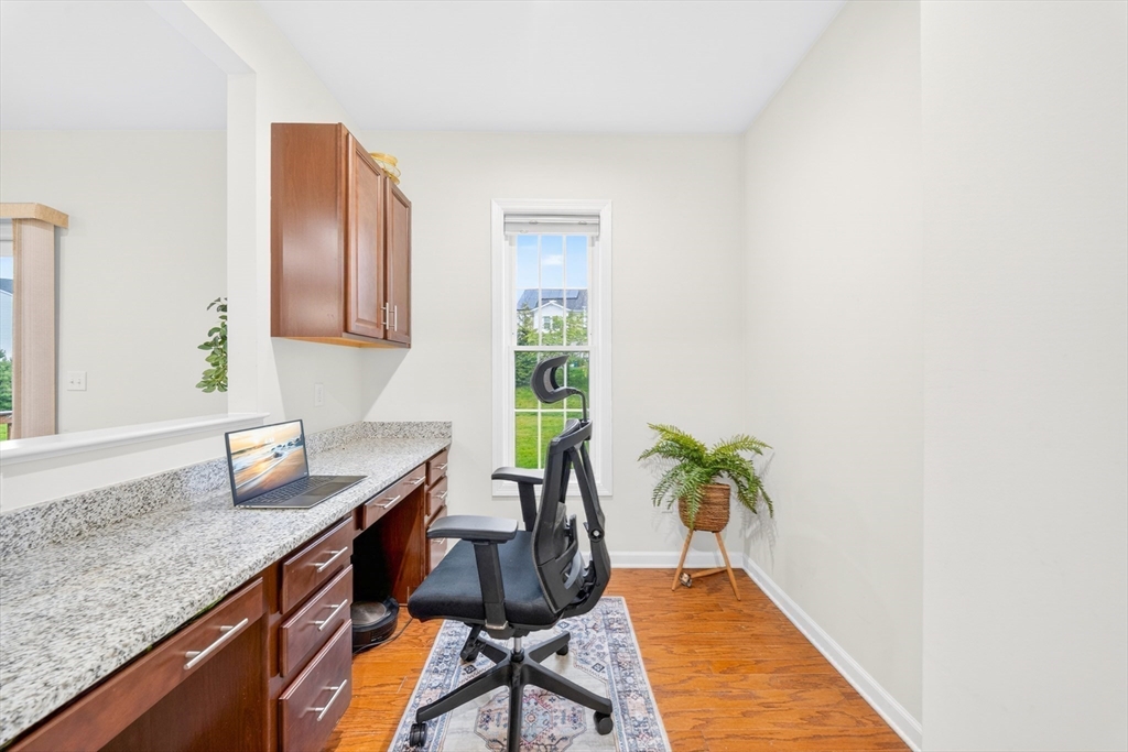 24 Cherry Ln # 24