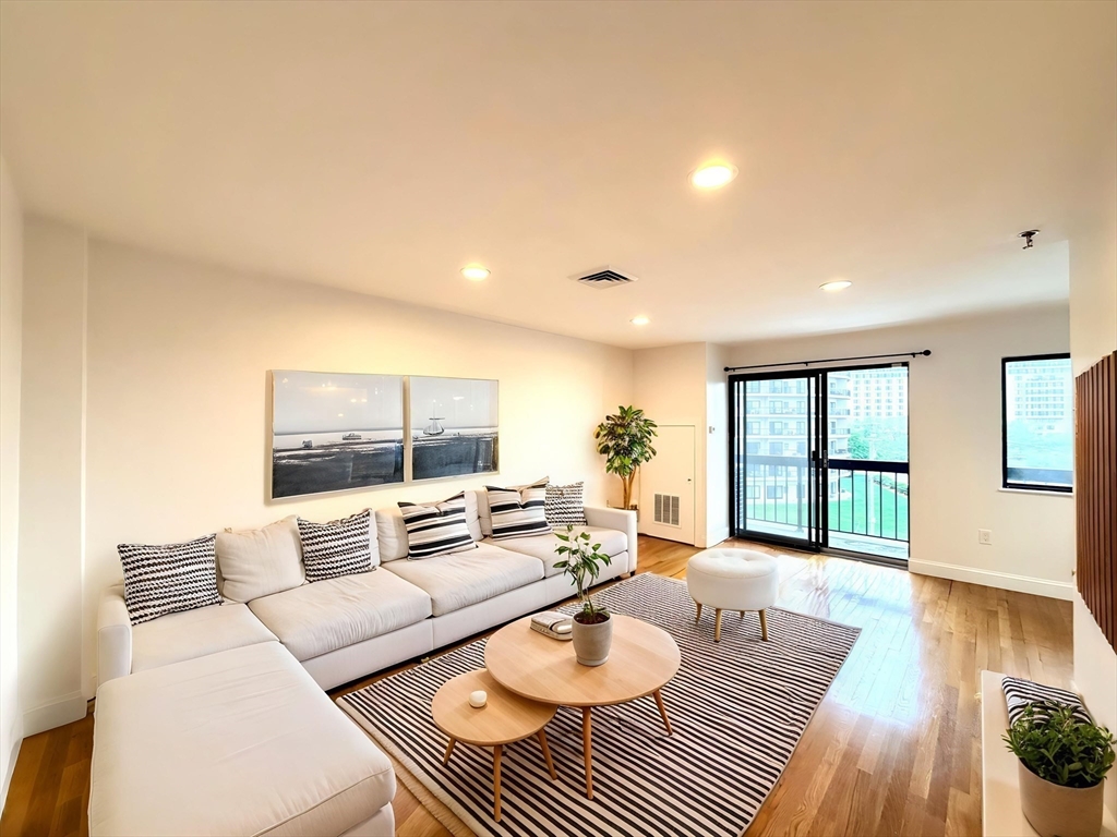 90 Quincy Shore Dr Unit: 302