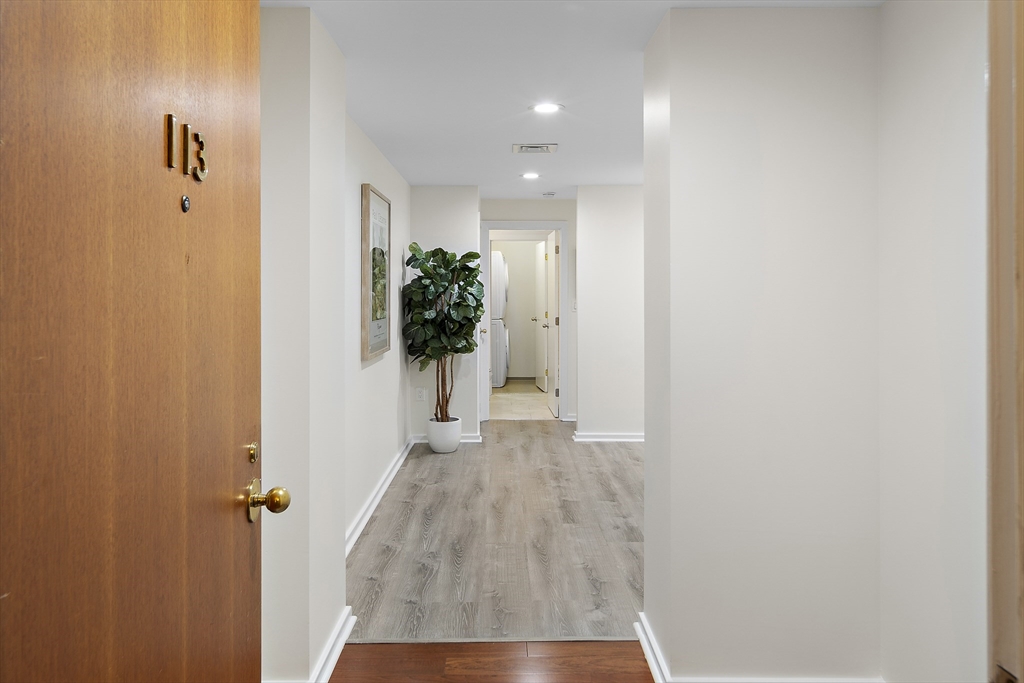 130 Mount Auburn St # 113
