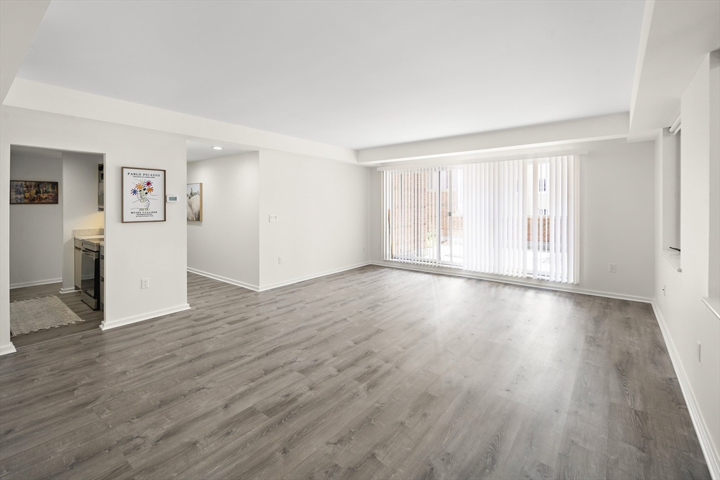 130 Mount Auburn St # 113