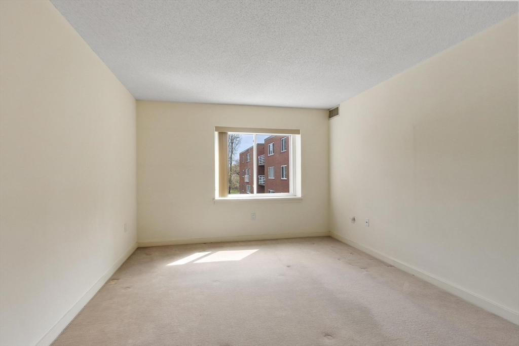 321 Place Ln # 321