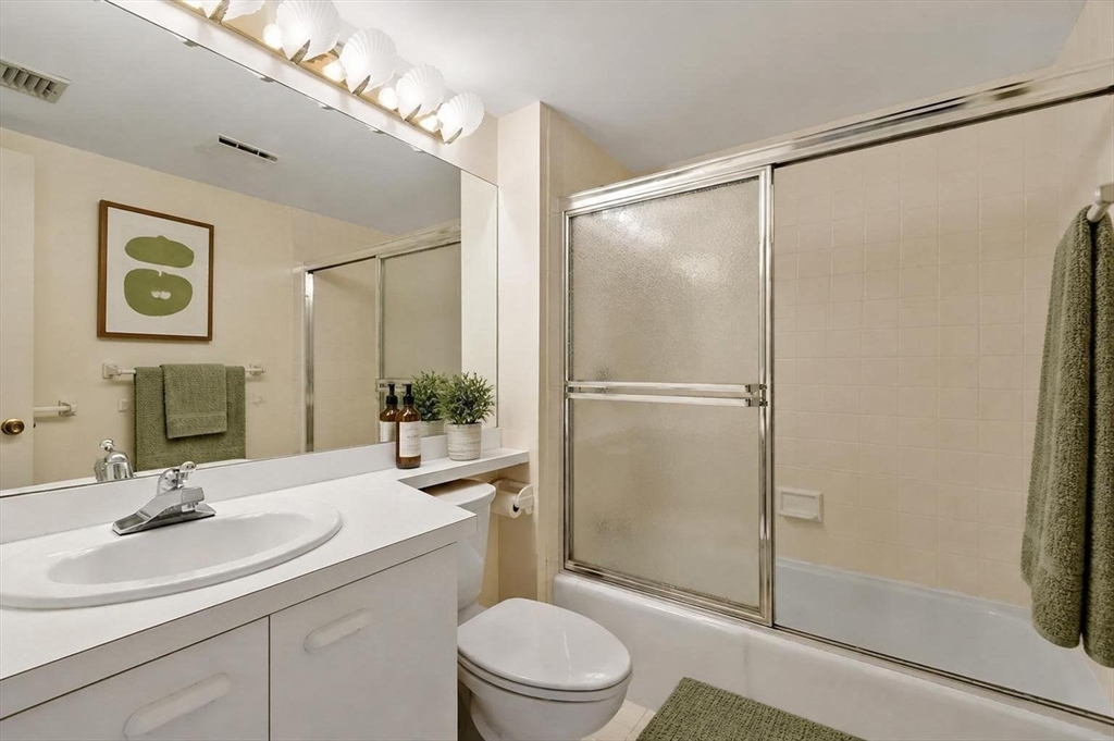 321 Place Ln # 321