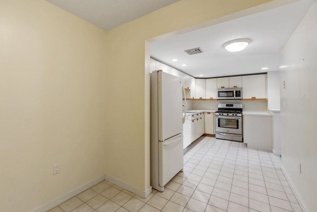 321 Place Ln # 321