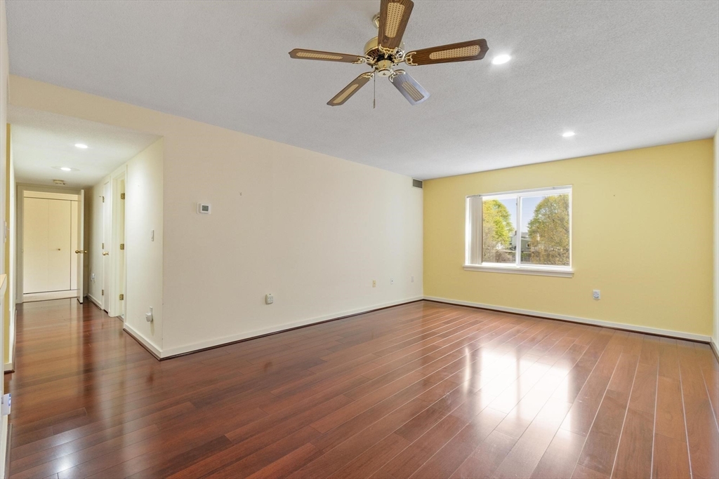 321 Place Ln # 321