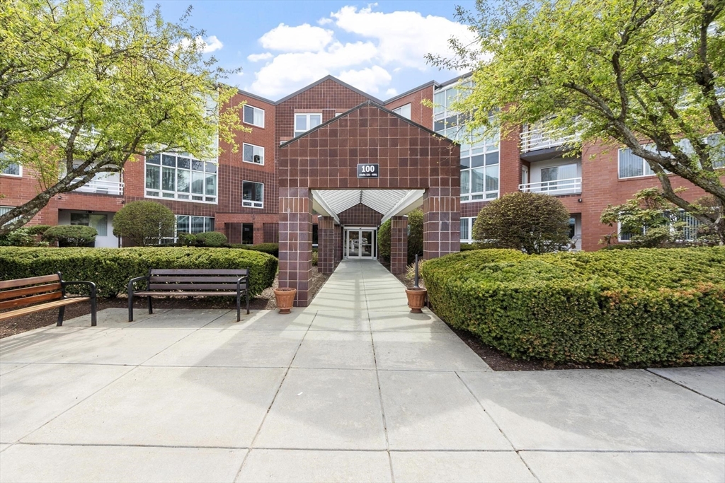 321 Place Ln # 321