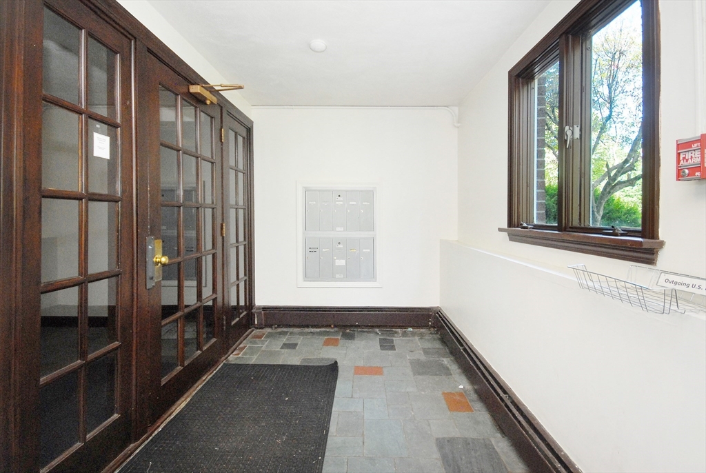 773 Massachusetts Ave # B9