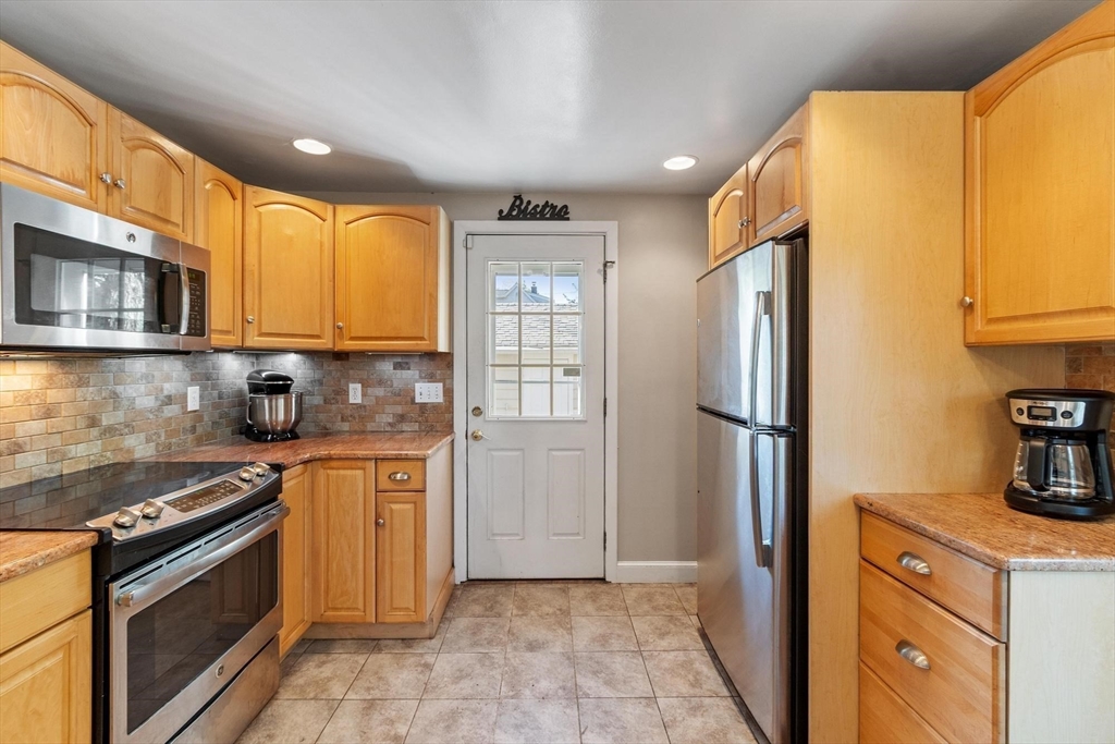 289 South Rd