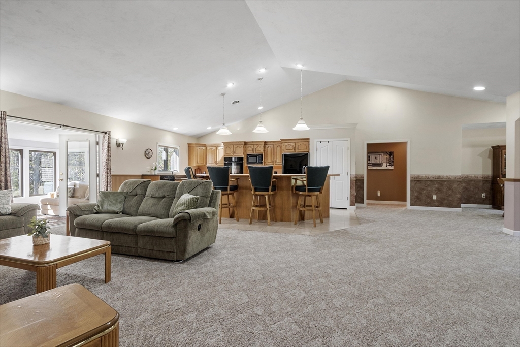 118 Willis Rd