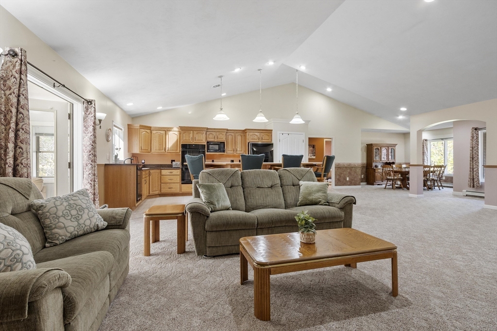 118 Willis Rd