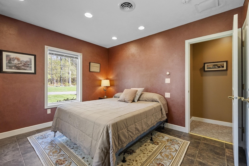 118 Willis Rd