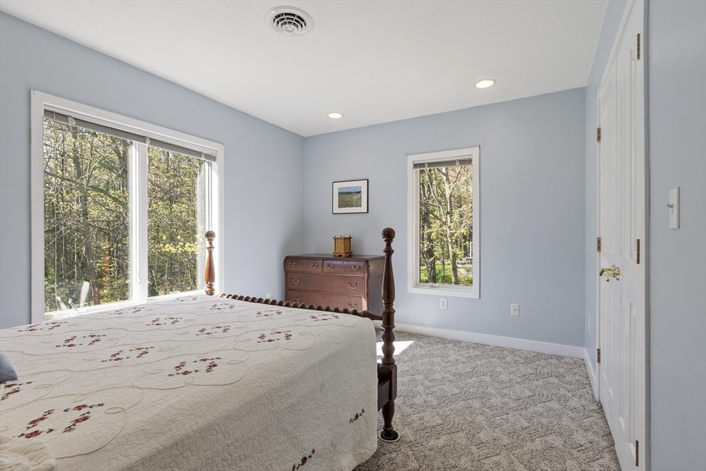 118 Willis Rd