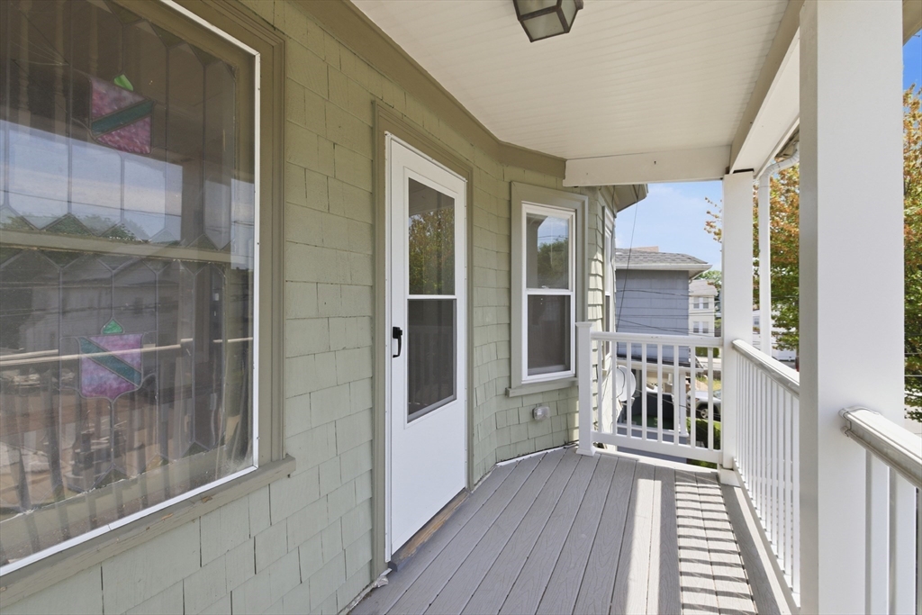 25-27 Bainbridge Street # 2
