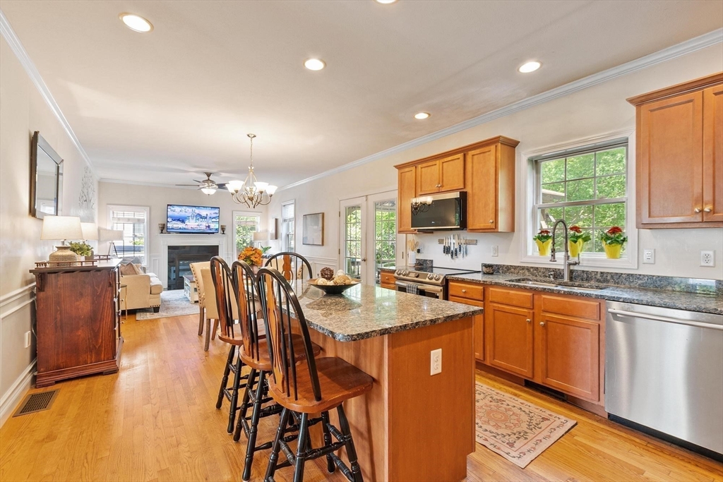 83 Pleasant St