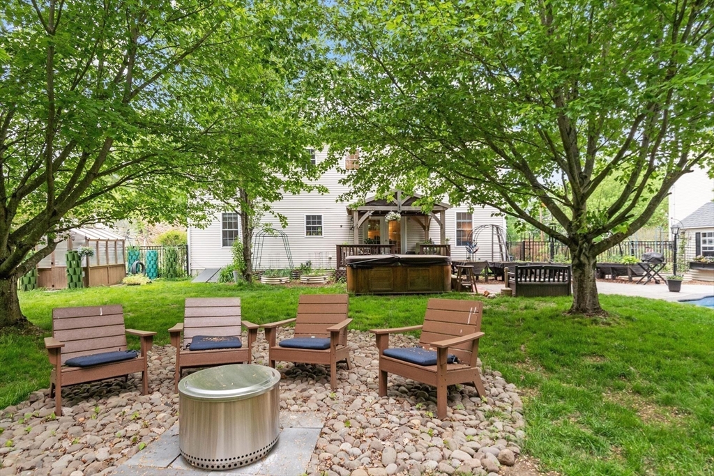 83 Pleasant St