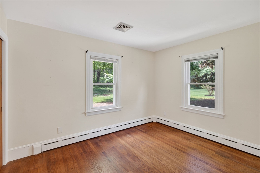 61 Harvard Rd