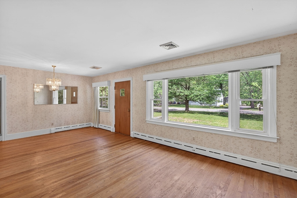 61 Harvard Rd