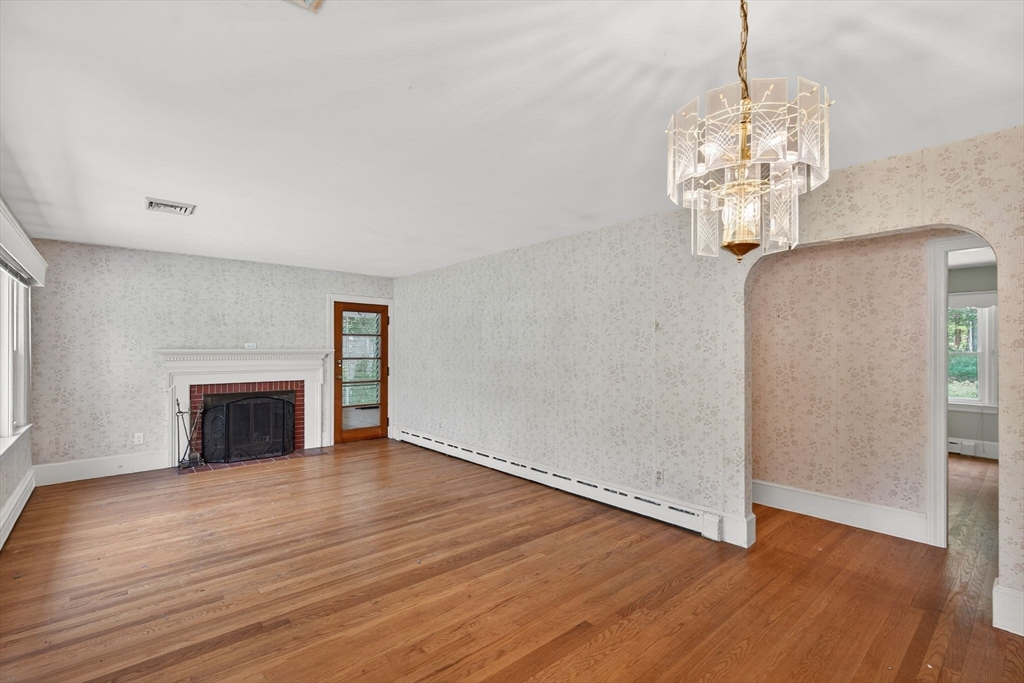 61 Harvard Rd