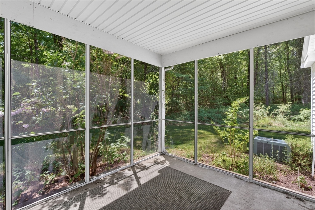 61 Harvard Rd