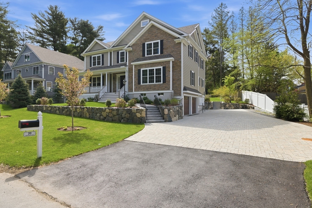 20 Larchmont Lane