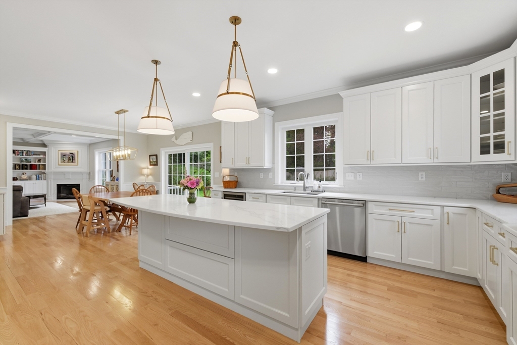 20 Larchmont Lane