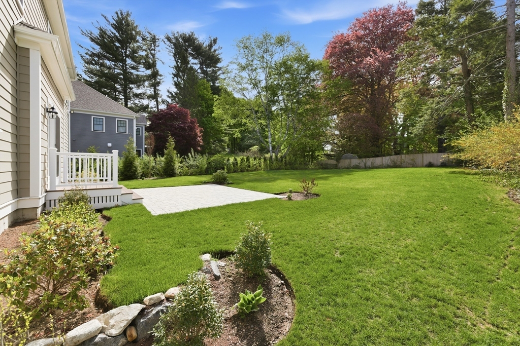 20 Larchmont Lane