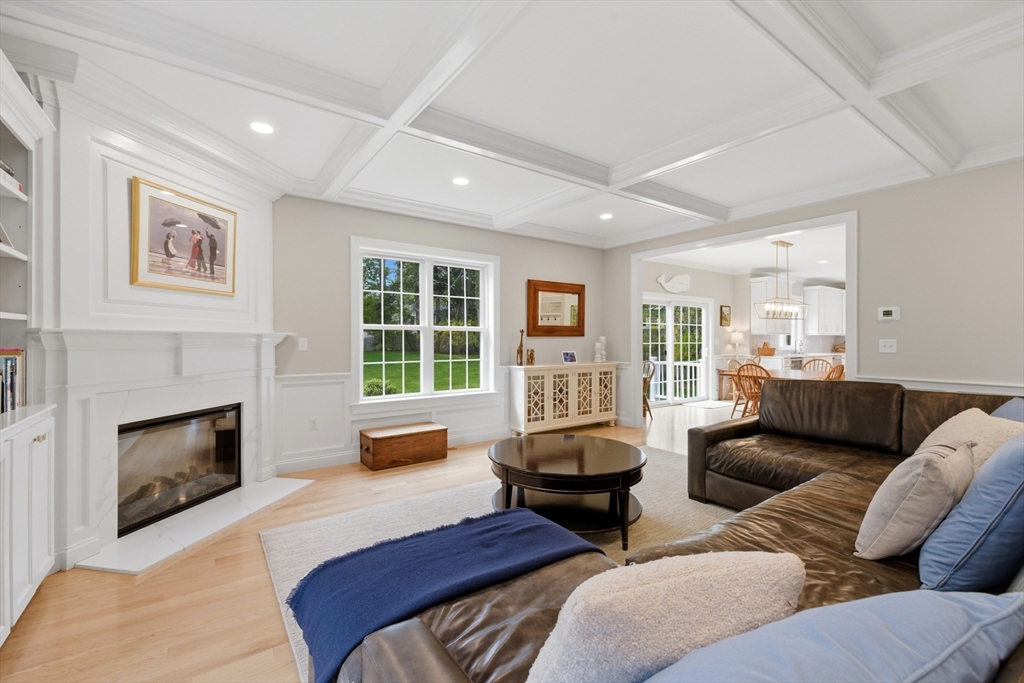 20 Larchmont Lane