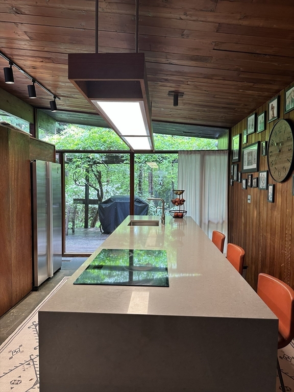 23 Peacock Farm Road