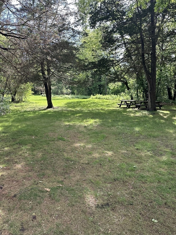 23 Peacock Farm Road
