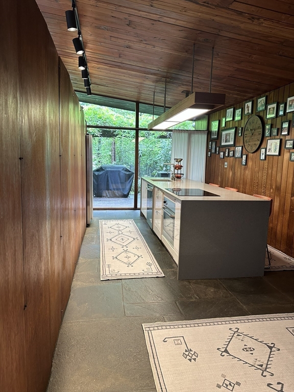 23 Peacock Farm Road