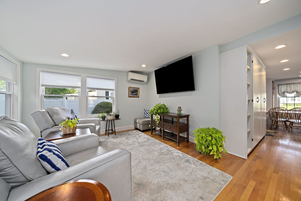 43 Aster Cir