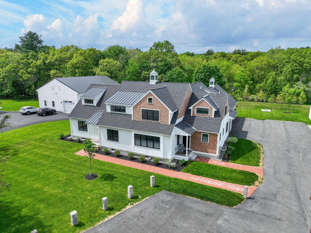 124 Main St # 1