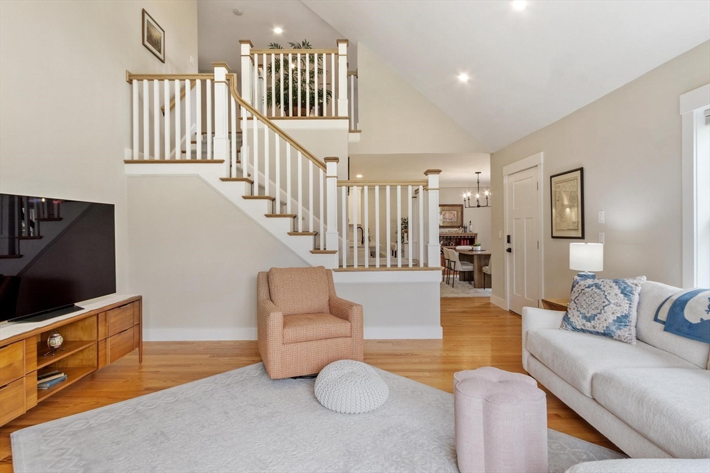 124 Main St # 1