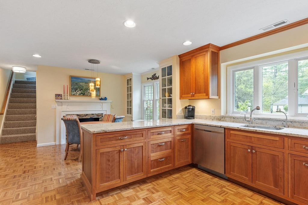 36 Pickman Dr # 36