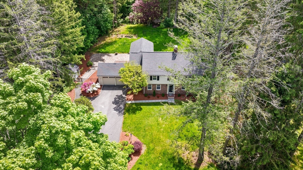 30 Meadow Dr