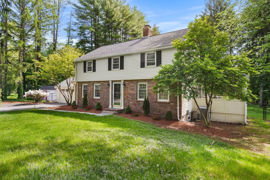 30 Meadow Dr