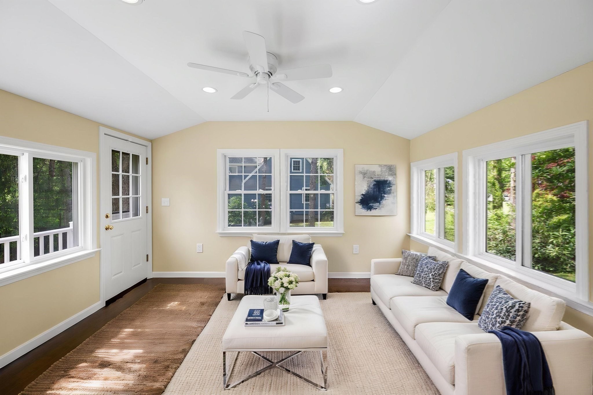 30 Meadow Dr