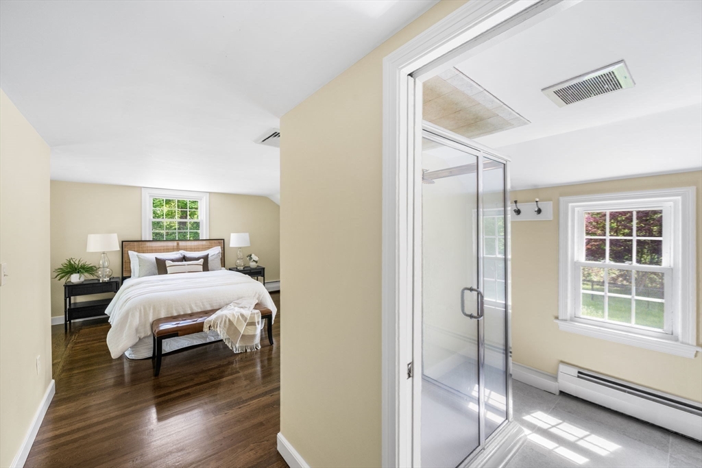 30 Meadow Dr
