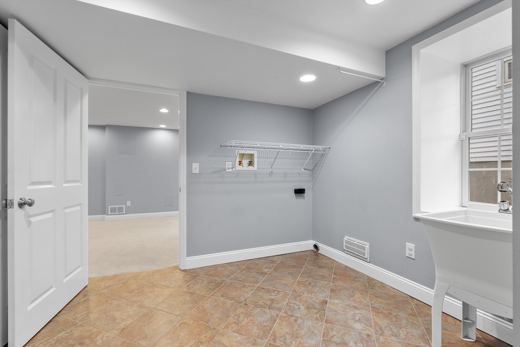 130 Gaston St