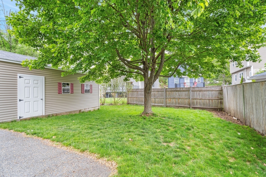 130 Gaston St