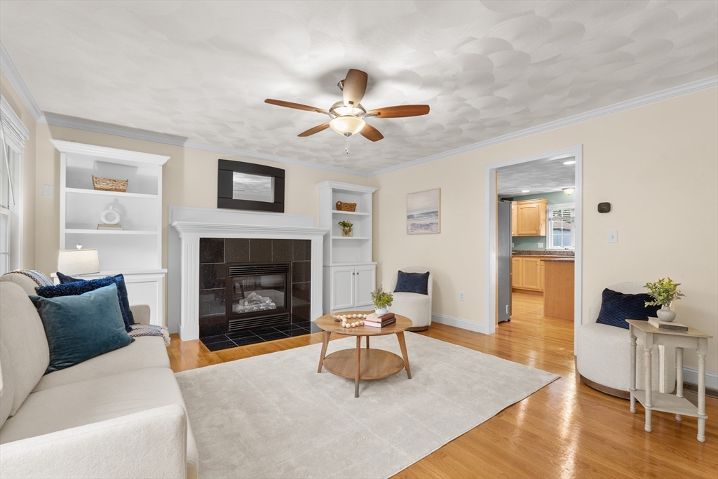 130 Gaston St