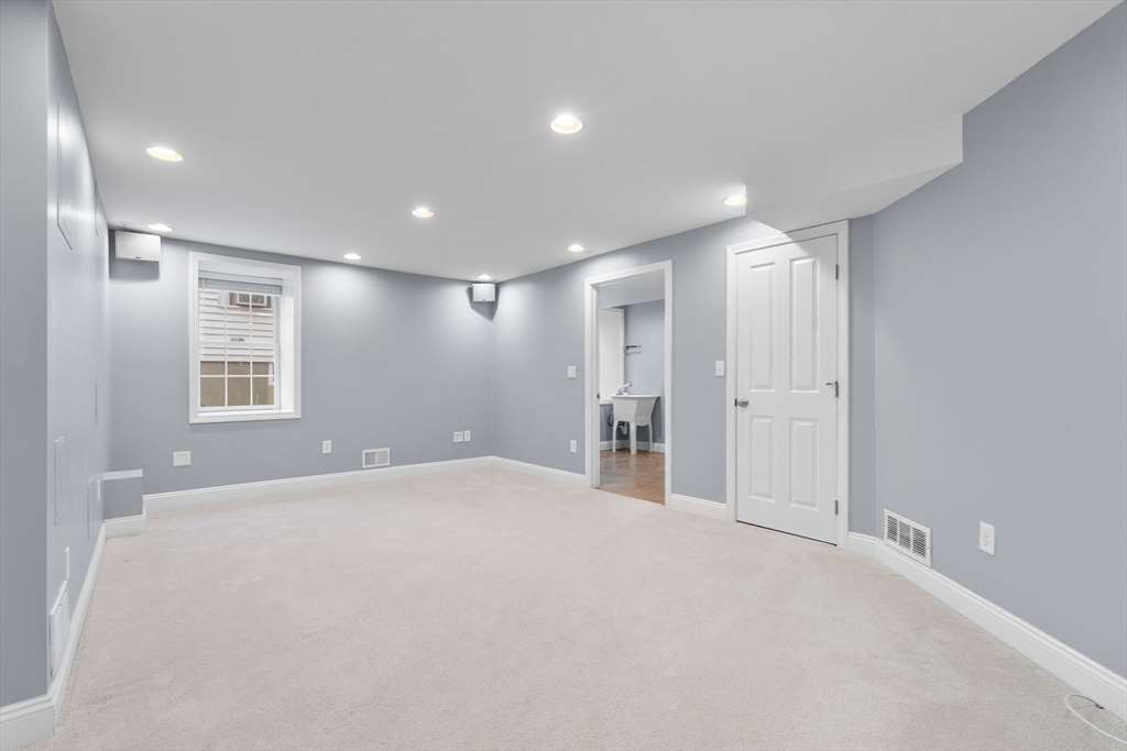 130 Gaston St