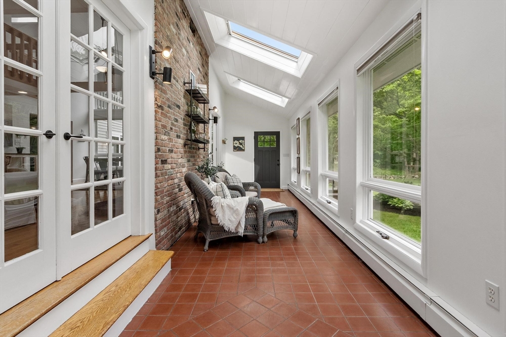 592 Sugar Rd