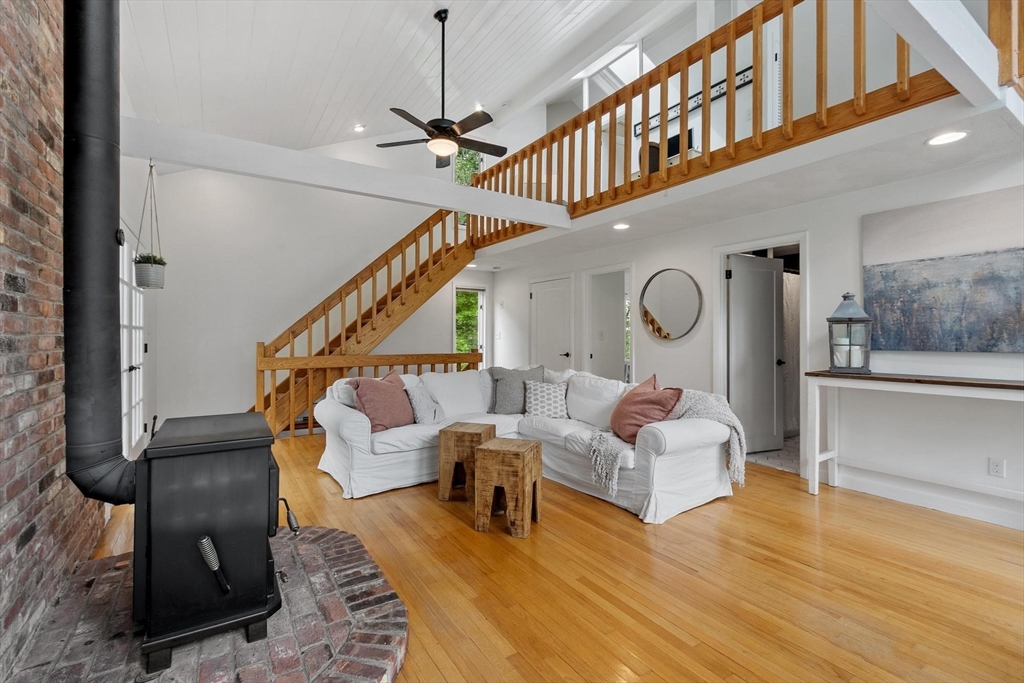 592 Sugar Rd