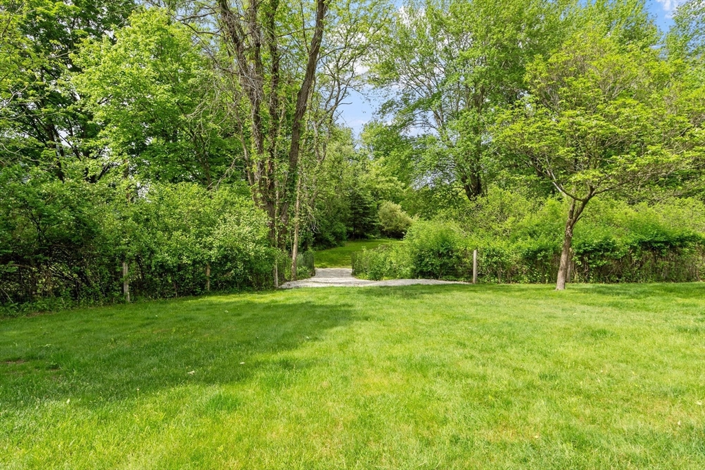 592 Sugar Rd
