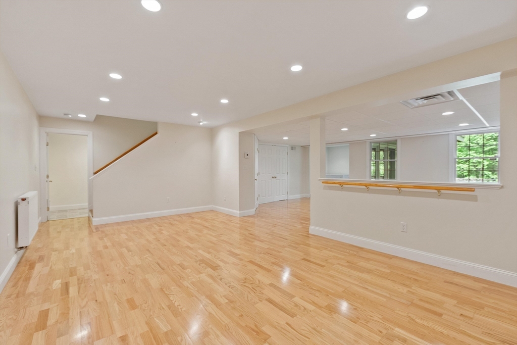 156 Maple Street