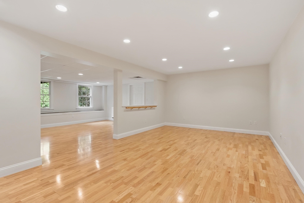 156 Maple Street