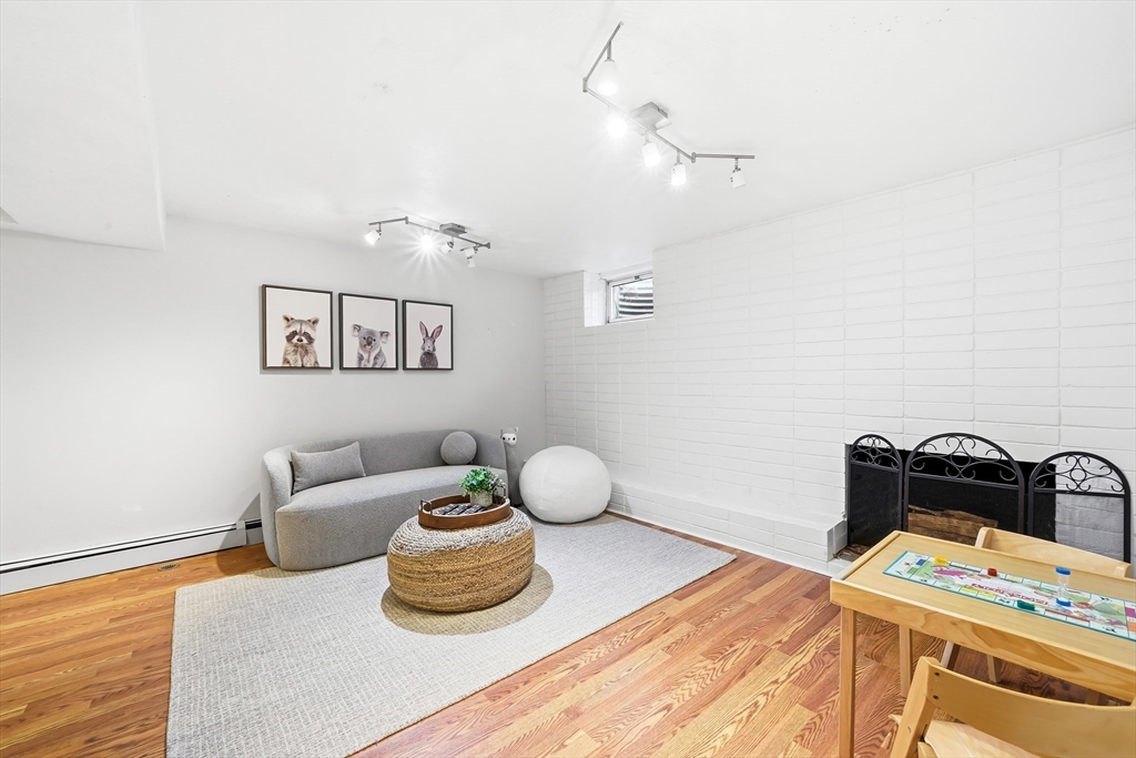 17 Woodhaven Rd
