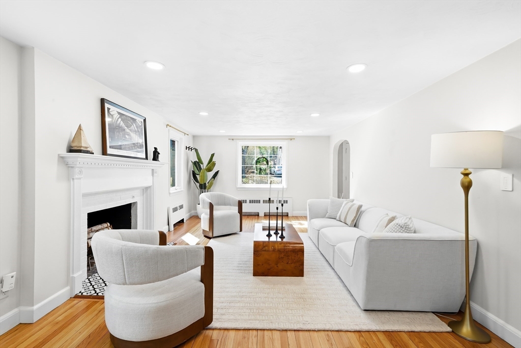 17 Woodhaven Rd