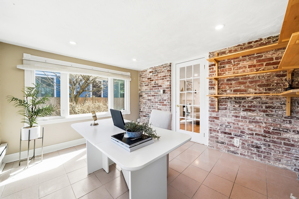 17 Woodhaven Rd